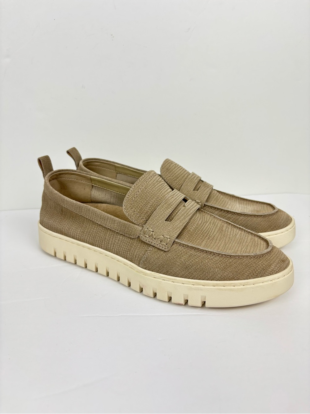 Vionic Shoes Womens Size‎ 11 Tan Suede Uptown Penny Loafer